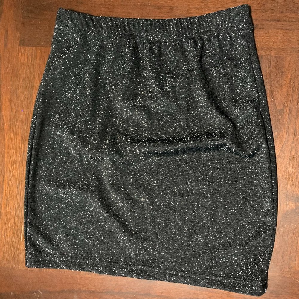Small Black Skirt